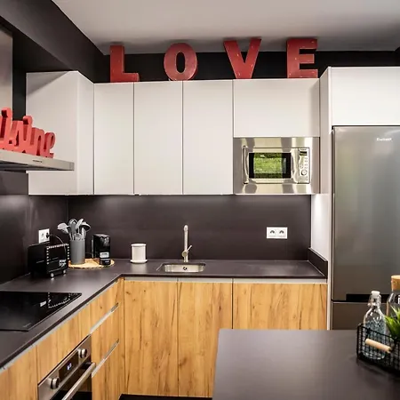 Loft La Donna Apartmán *